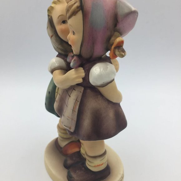 Hummel Goebel Figurine "TELLING HER SECRET" HUM196 /0 TMK4 5" Tall - Picture 2 of 7